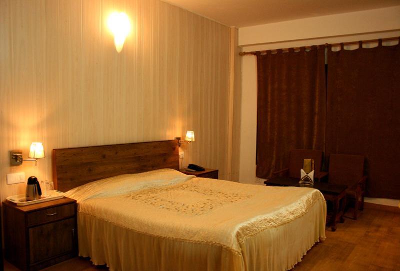 Hotel Bombay Palace Dalhousie Oda fotoğraf